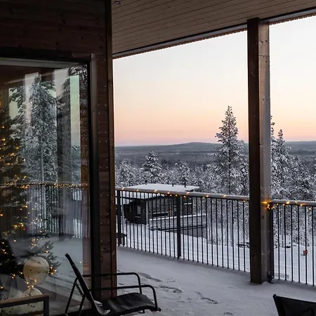 Arctic Circle Apartmán *